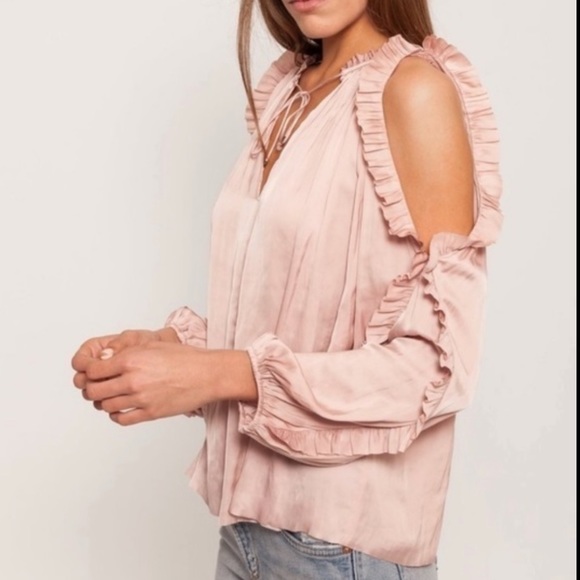 Ulla Johnson Tops - ULLA JOHNSON Women’s Britt Ruffled Cold Shoulder  Blouse In Clay Size 8
